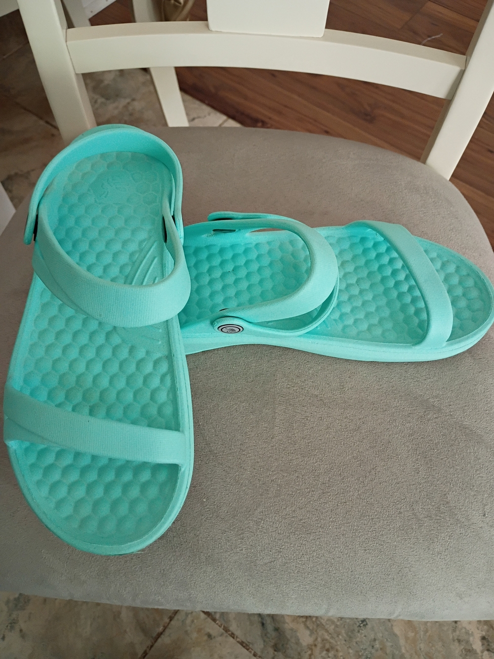 Women’s Aqua Comfort Strappy Sandals - Mint
